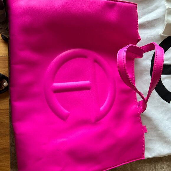 Telfar medium azalea shopping bag - Picture 3 of 8